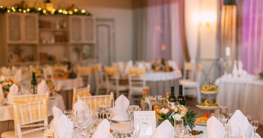 一般生日宴一桌饭菜多少钱