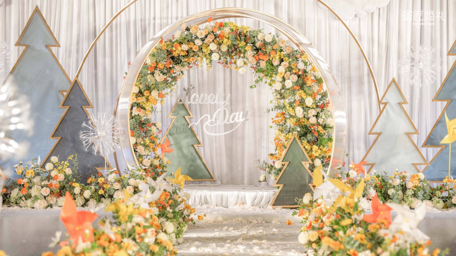 祝福新人的简短句子 祝朋友新婚快乐的简单句子