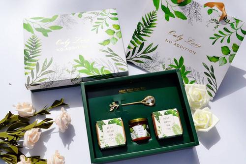 一般包给伴娘多少钱