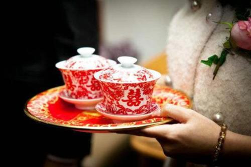 结婚敬茶可以用一次性杯子吗 敬茶时对父母说的话