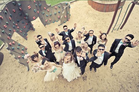 伴郎伴娘要几个