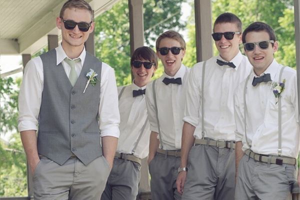 冬季伴郎穿什么衣服