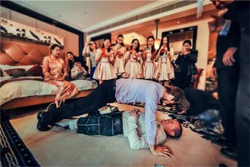 结婚整伴郎招数