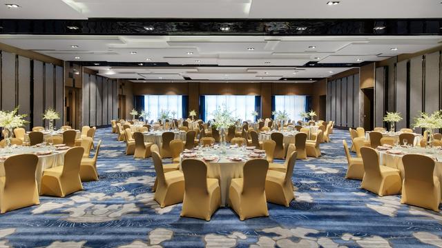 订婚宴上媒人的祝酒词