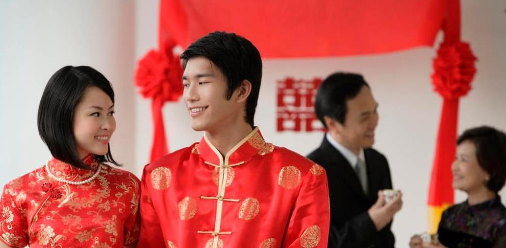 如何与亲家谈子女婚事 去女方家怎么谈儿女婚事