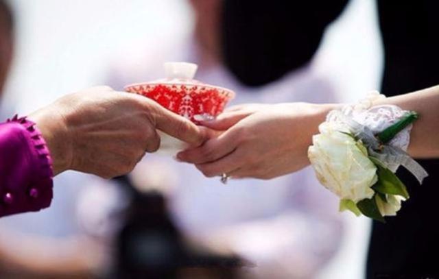 福州结婚改口费一般给多少 结婚改口费双方父母一样吗
