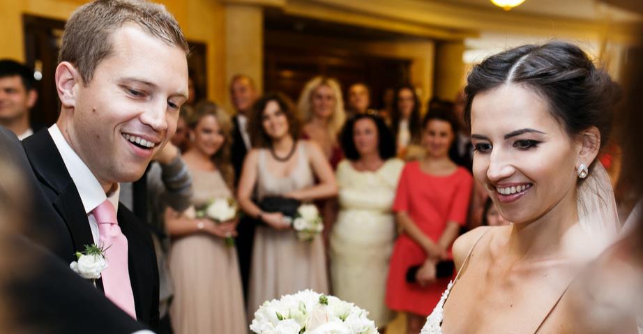 随礼300元有什么说法 同事儿子结婚随礼300好不好