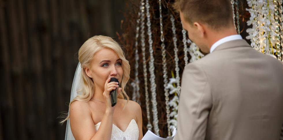 父亲在儿子婚礼上的致辞简单 父亲在儿子婚礼现场的致辞