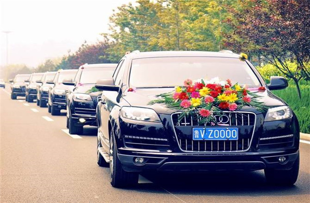2020武汉婚车一天多少钱,2020武汉婚车租赁价格一览表