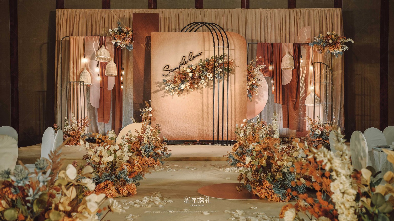 2020大火的婚礼风格