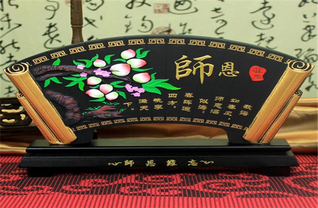 感恩节送父母什么礼物,感恩节送爸妈的实用礼物排行