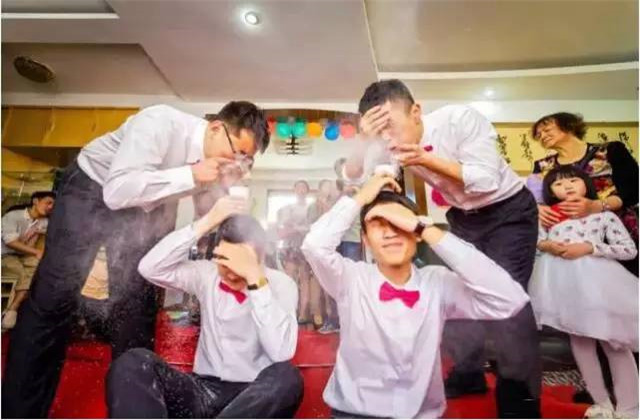 员工室内游戏活动大全,员工大会团队氛围游戏