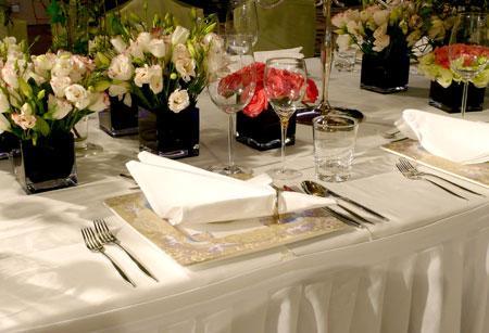 写喜帖的格式怎么写 请柬的书写方式和案例