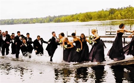 结婚选伴郎伴娘有讲究