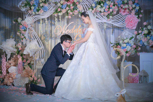 自己给自己主持婚礼台词