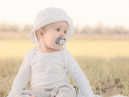 老婆的苦难日感谢老婆