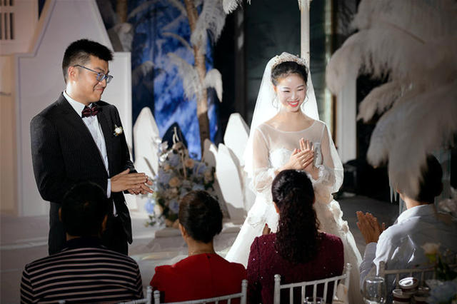 女方新婚答谢宴主持词