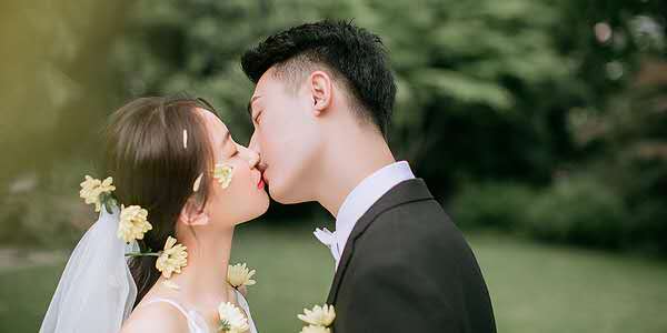 结婚祝福语录文艺短句