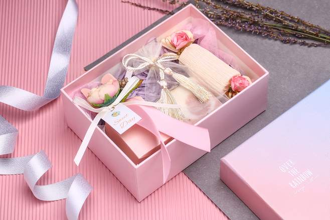 感谢闺蜜当伴娘的话 伴娘伴手礼卡片寄语感动