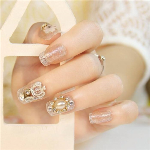 2020美甲十个流行颜色显手白 2020年显白又好看的美甲