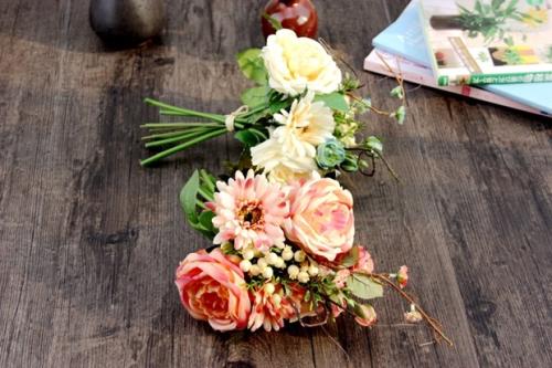 结婚手捧花是真花还是假花