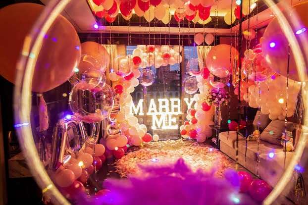 求婚戒指买什么牌子的好,适合求婚的戒指品牌