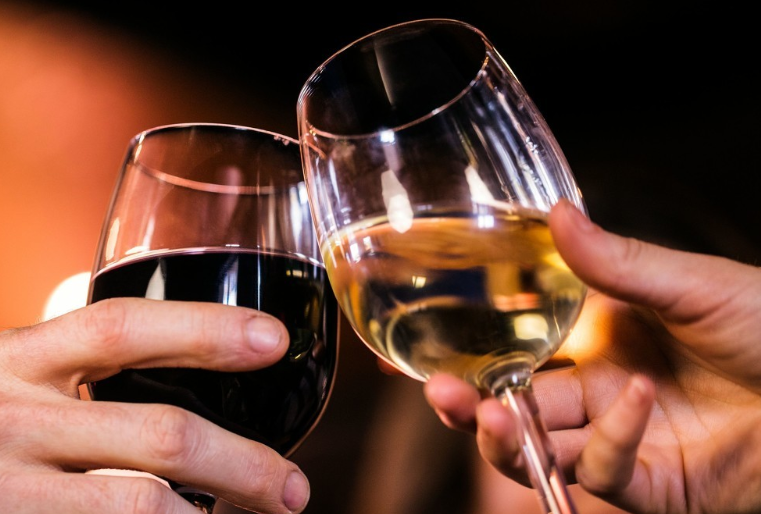 有文采的年会祝酒词