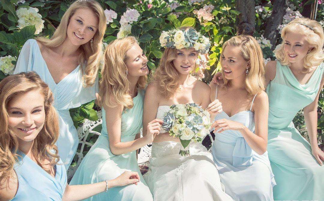 伴娘怎么发朋友圈说说