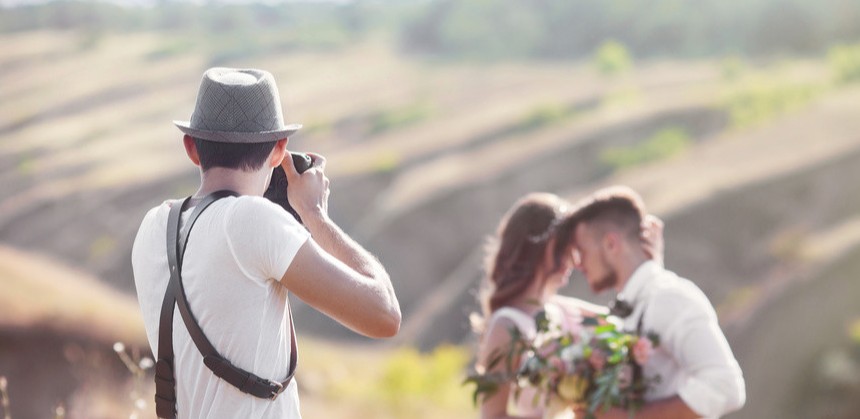 宣布两个人领证的句子古文 