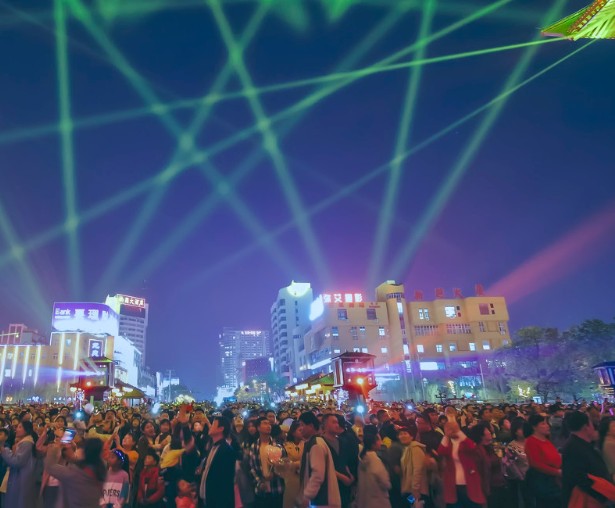 大学生元旦晚会节目