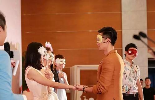 朋友圈征婚文案幽默 