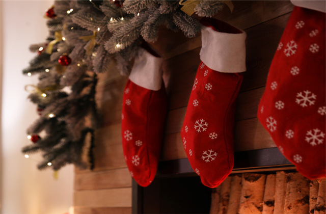 圣诞节送给女朋友的祝福语,女友感动到哭的圣诞节祝福语