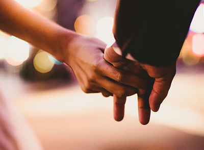 两个人在家怎么求婚 普通的求婚在家里怎么求