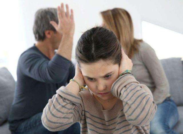 夫妻之间感觉越来越疏远的句子 形容两个人疏远的句子