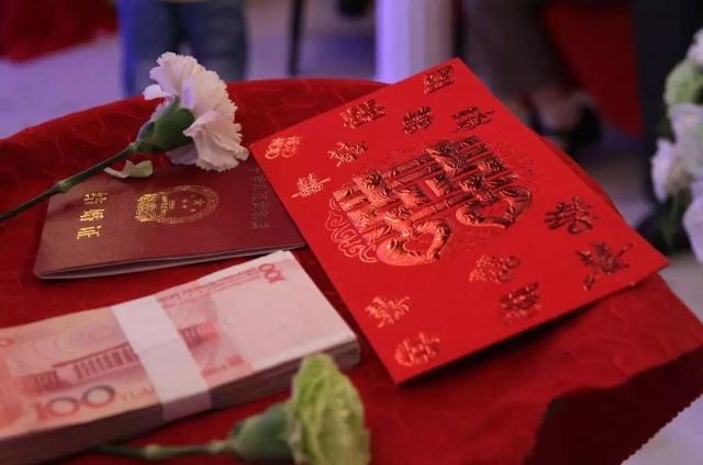 诗经里订婚的诗词