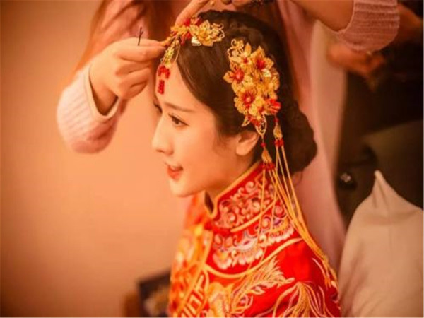 适合订婚发的文言文