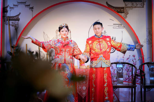 表达订婚的古风句子