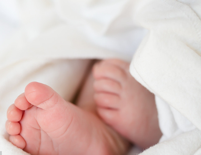 生孩子朋友圈怎么发 生娃报喜朋友圈文案