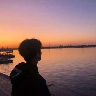 感动到哭的异地恋情书200字 写给异地恋对象的情书