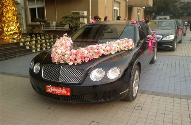 武汉婚庆租婚车费用,武汉婚庆租婚车费用多少