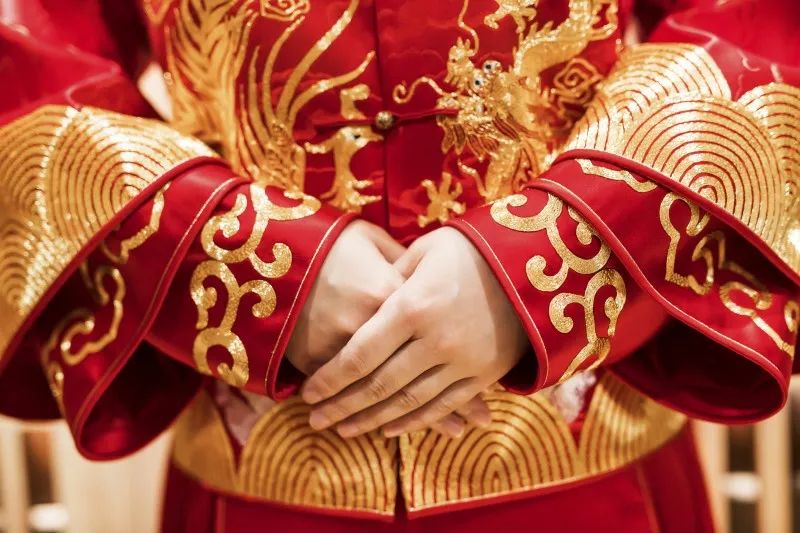 新娘出嫁为什么不能回头看 新娘出嫁为什么不能说话