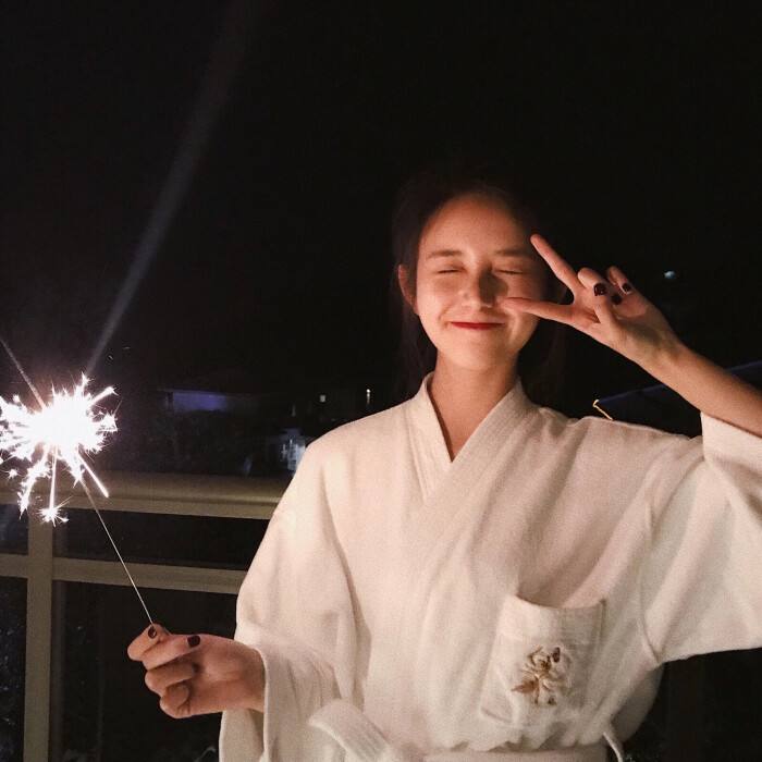 情侣跨年发的朋友圈句子