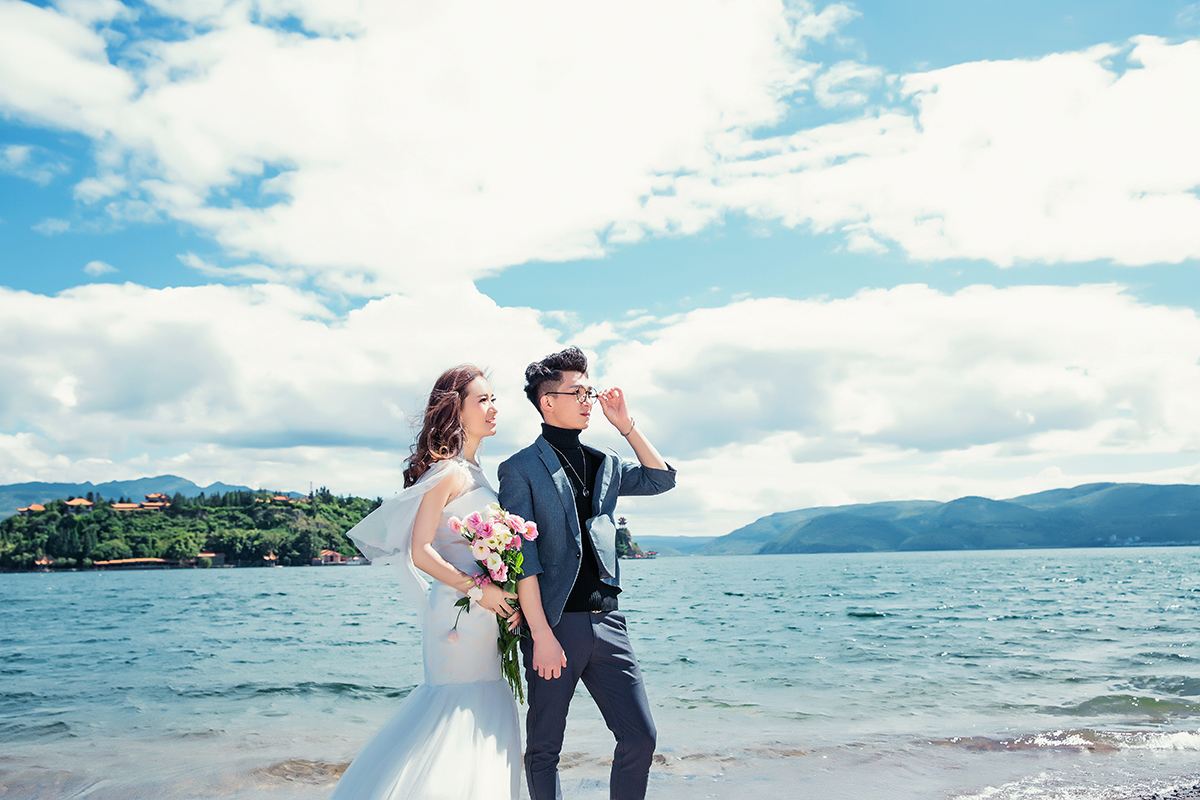 流行的婚纱照文案