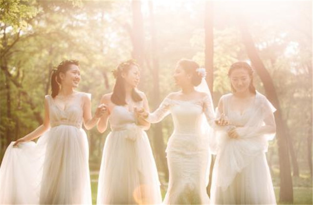 发朋友圈祝新婚的句子,新婚祝福的朋友圈