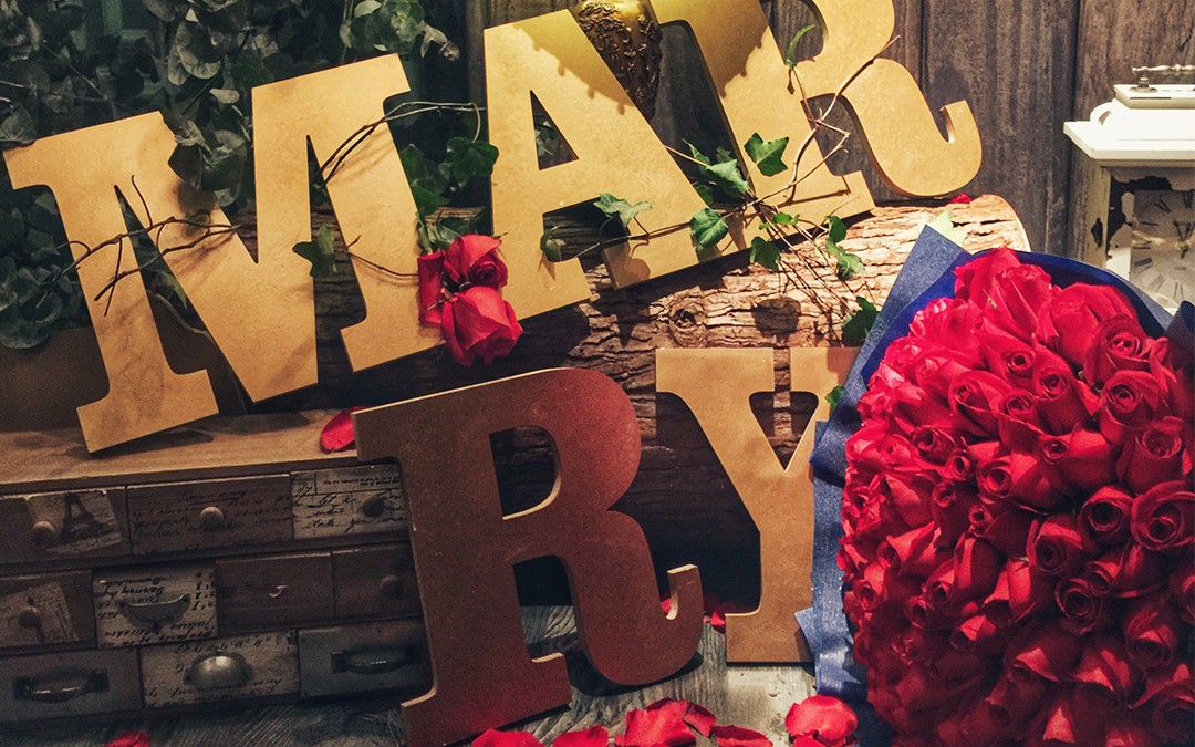 让老公感动流泪的句子 感动男人落泪的简短话