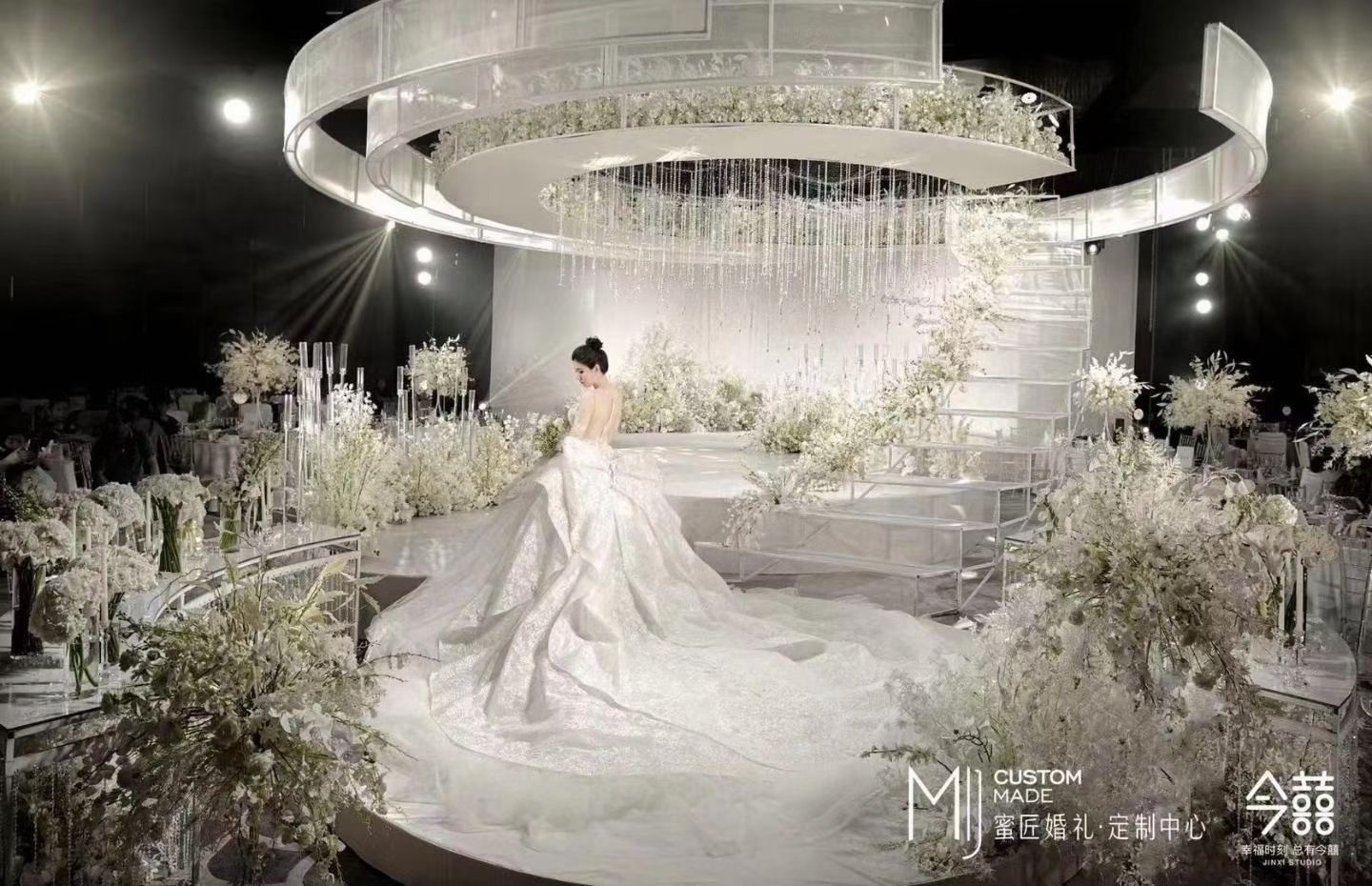 新娘致辞三四句话文艺 新娘上台致辞简短