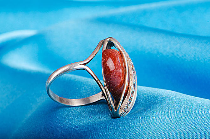 捡到一个银戒指的征兆