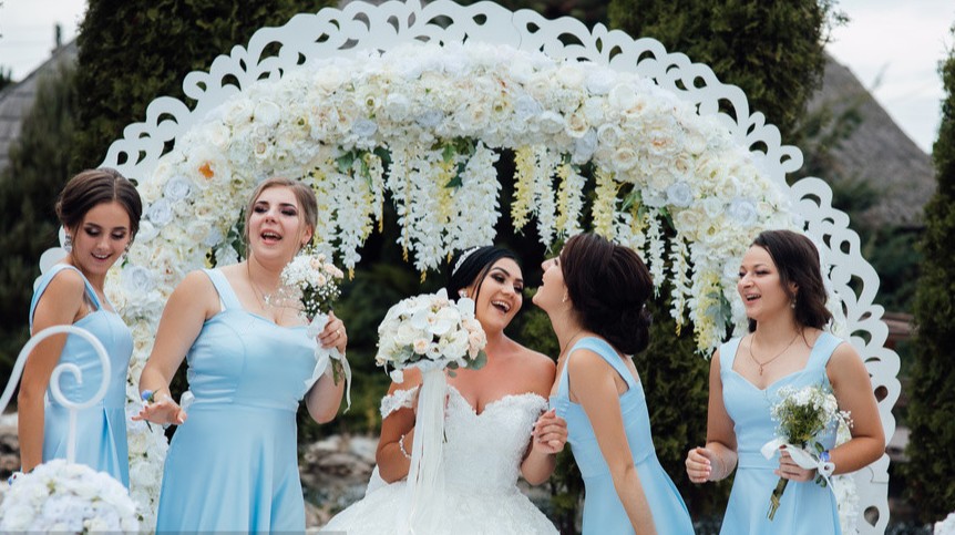 祝闺蜜结婚的祝福语朋友圈简单