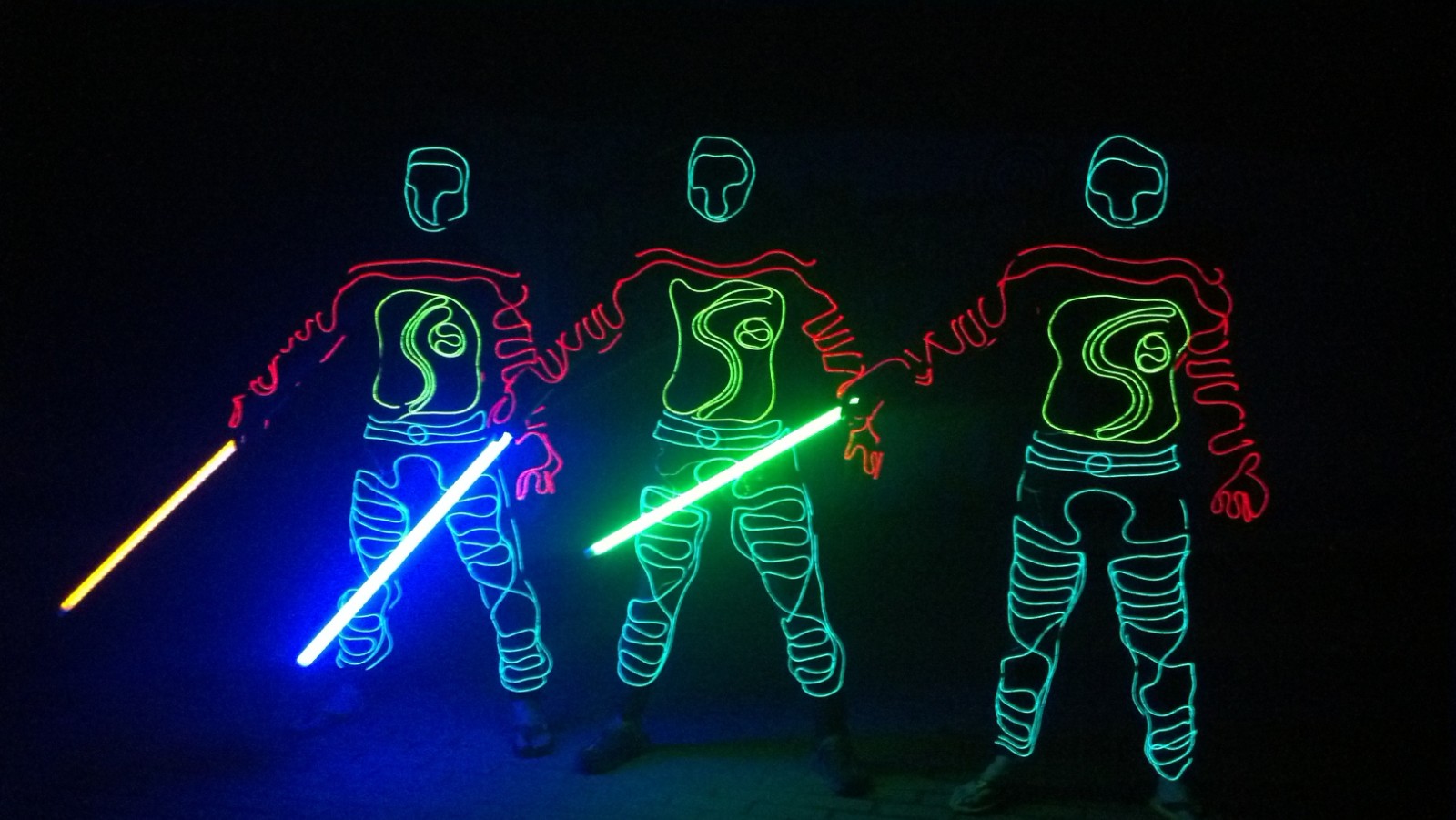 新颖年会形式 创意年会形式