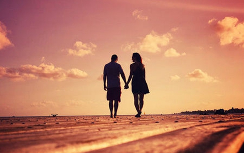 女朋友生气了怎么办 女朋友生气怎么哄她开心